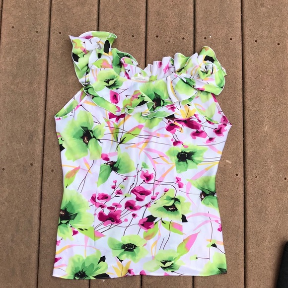 AIRY FLORAL TOP - Picture 2 of 8